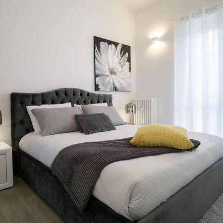 Appartamento Splendido Dpto Con 2 Letti E 2 Bagni Ad Asti Italy Esterno foto