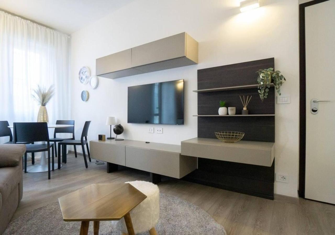 Appartamento Splendido Dpto Con 2 Letti E 2 Bagni Ad Asti Italy Esterno foto